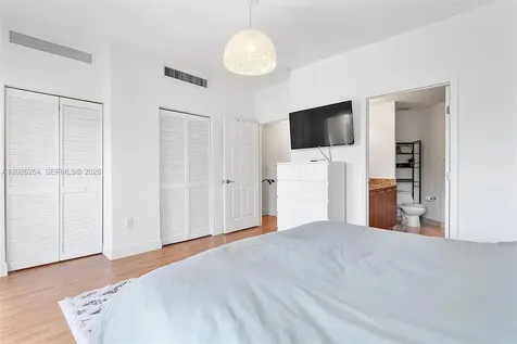 2704 NE 184th Terrace Aventura FL 33160