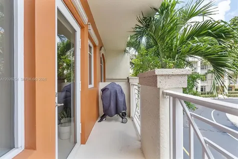 2704 NE 184th Terrace Aventura FL 33160