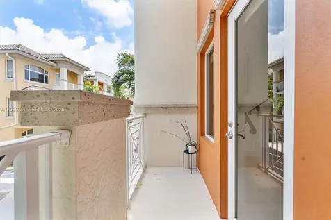 2704 NE 184th Terrace Aventura FL 33160