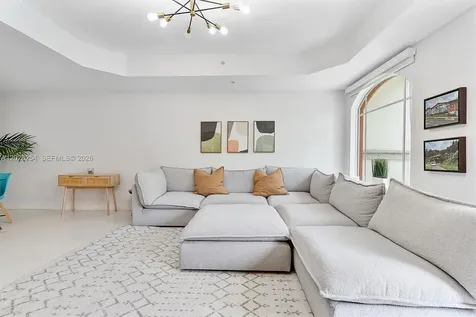 2704 NE 184th Terrace Aventura FL 33160