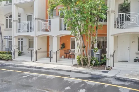 2704 NE 184th Terrace Aventura FL 33160