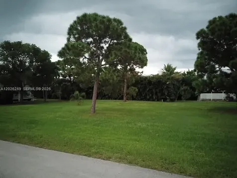 7883 Breakwater Court 7883 Bokeelia FL 33922