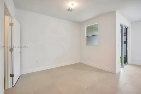 129 SW 171st Way Pembroke Pines FL 33027