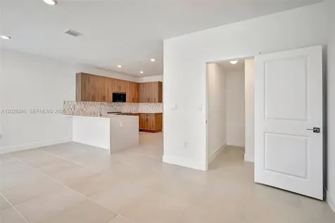 129 SW 171st Way Pembroke Pines FL 33027