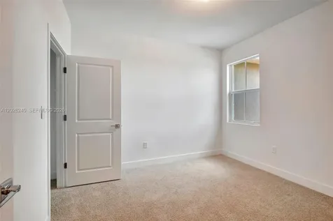 129 SW 171st Way Pembroke Pines FL 33027