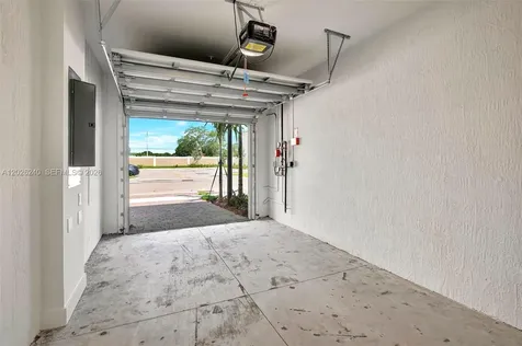 129 SW 171st Way Pembroke Pines FL 33027