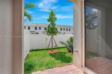 129 SW 171st Way Pembroke Pines FL 33027