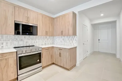 129 SW 171st Way Pembroke Pines FL 33027