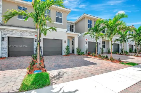 129 SW 171st Way Pembroke Pines FL 33027