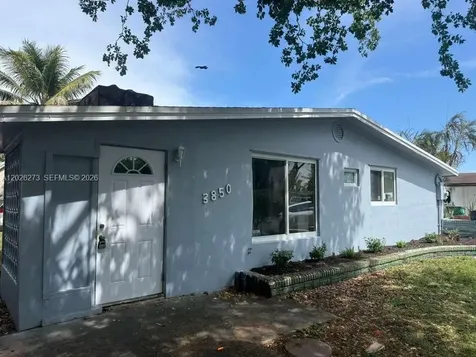 3850 SW 59th Terrace Davie FL 33314