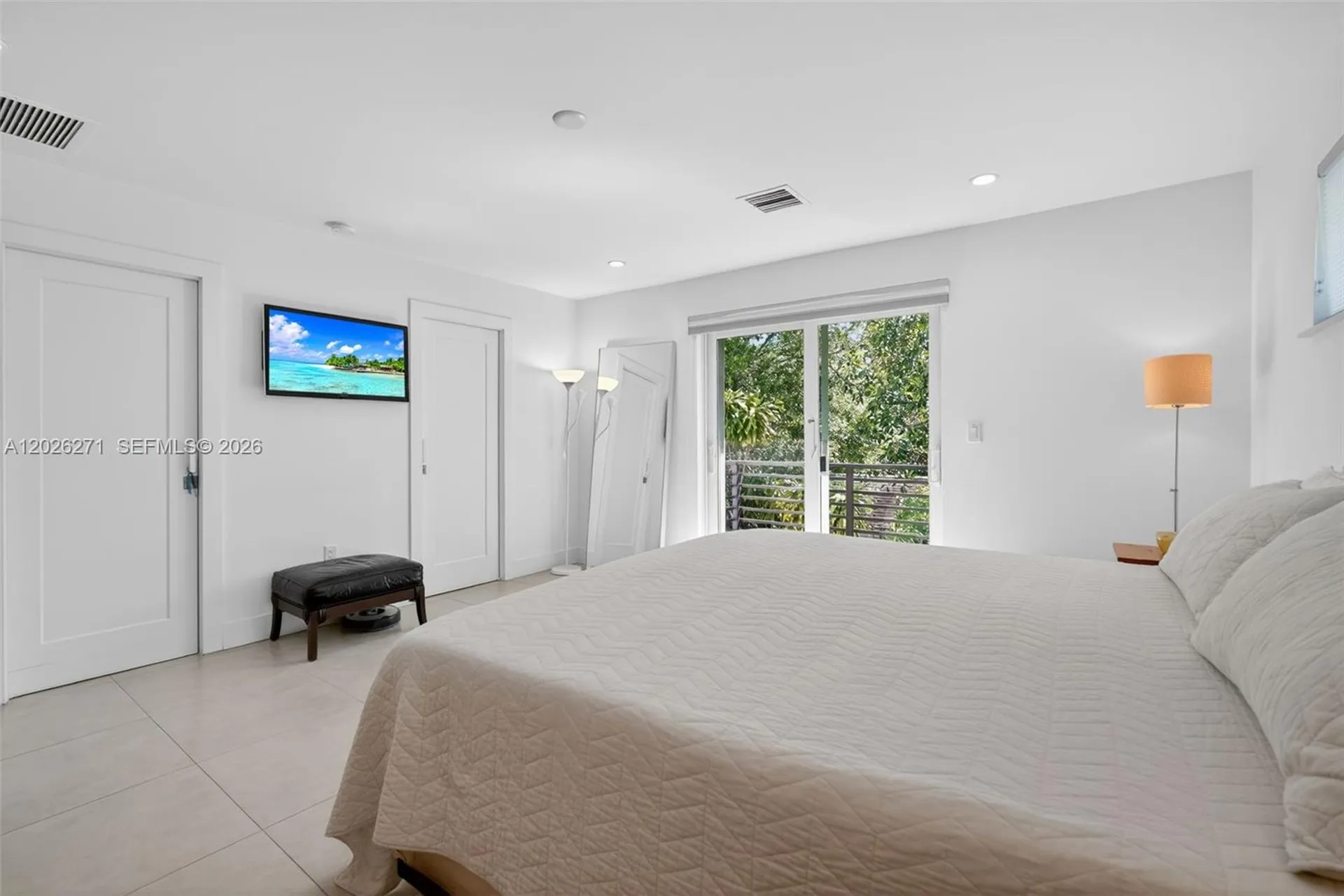 560 SW 6th Avenue Fort Lauderdale FL 33315