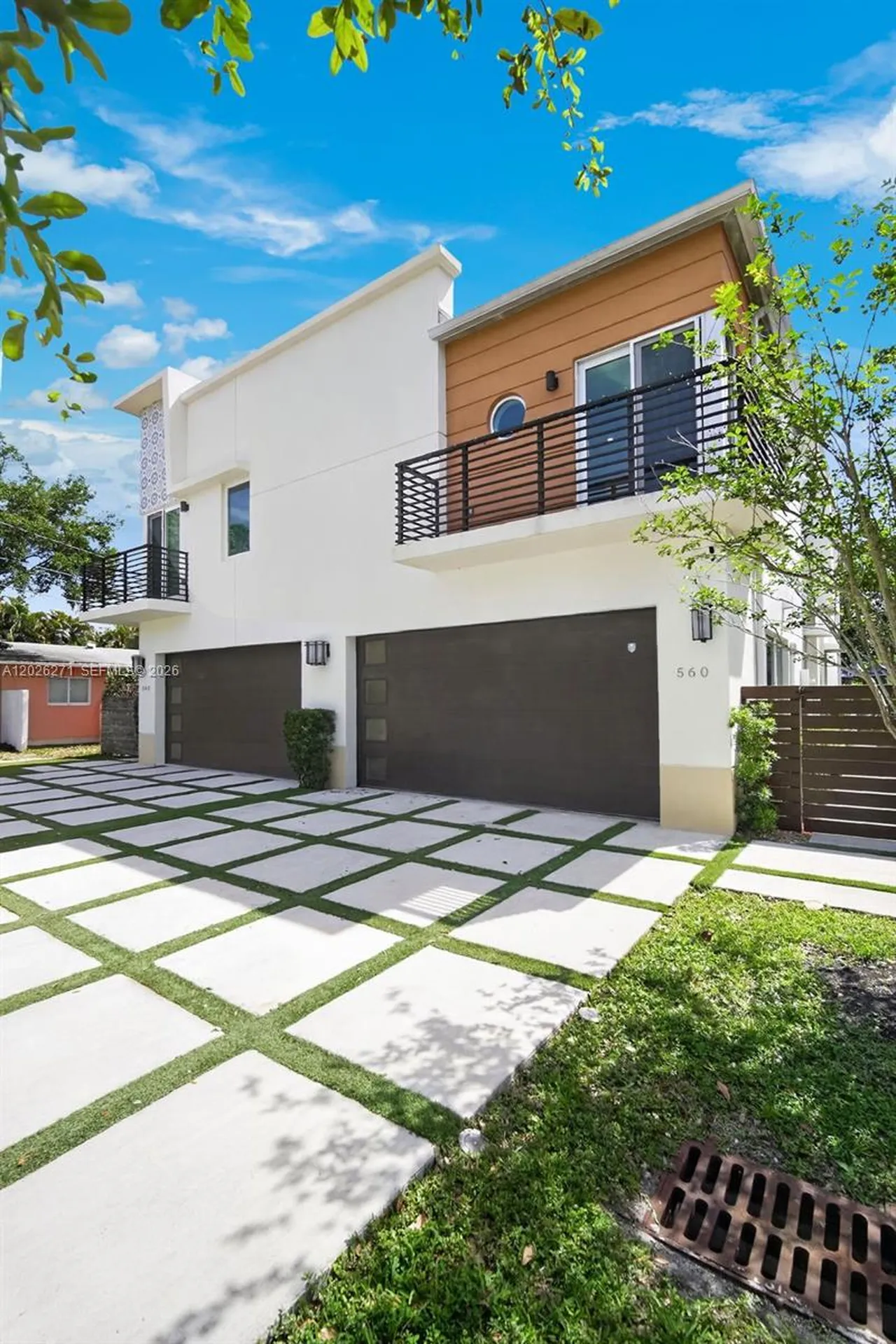 560 SW 6th Avenue Fort Lauderdale FL 33315