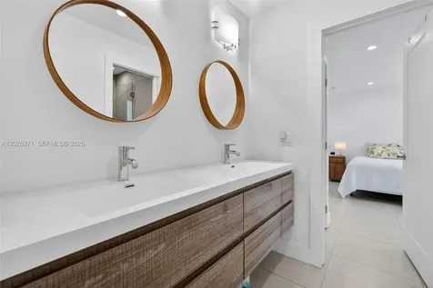 560 SW 6th Avenue Fort Lauderdale FL 33315