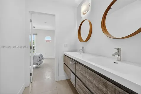 560 SW 6th Avenue Fort Lauderdale FL 33315