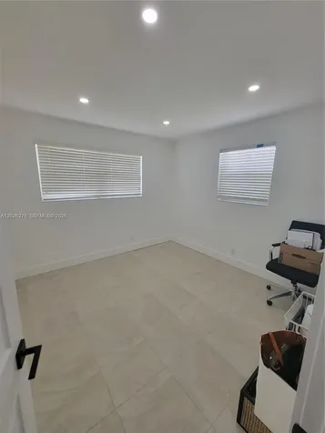 1052 SW 79th Avenue Miami FL 33144