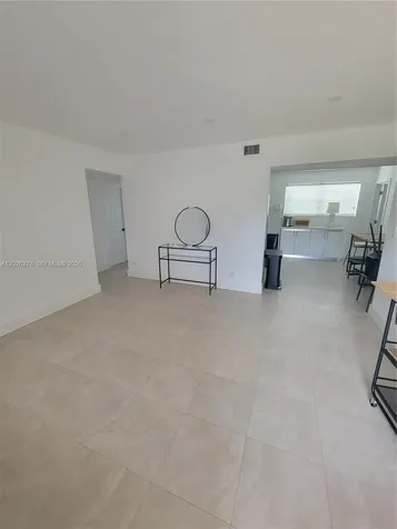 1052 SW 79th Avenue Miami FL 33144