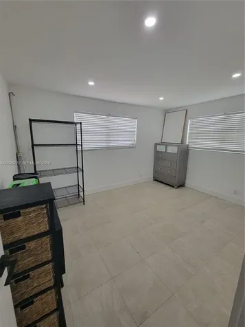 1052 SW 79th Avenue Miami FL 33144