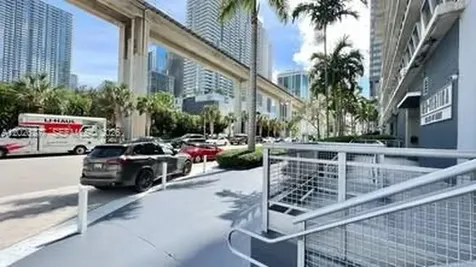 690 SW 1st Court Miami FL 33130
