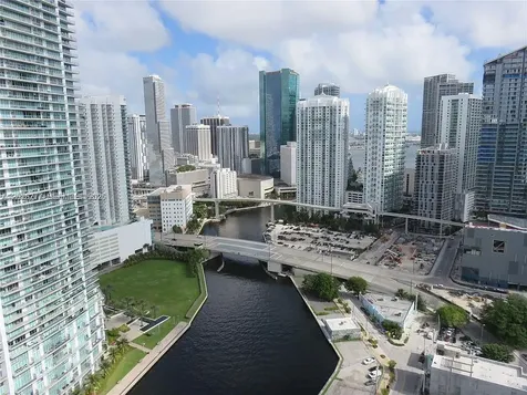 690 SW 1st Court Miami FL 33130