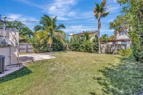 45 SE 14th Street Dania Beach FL 33004