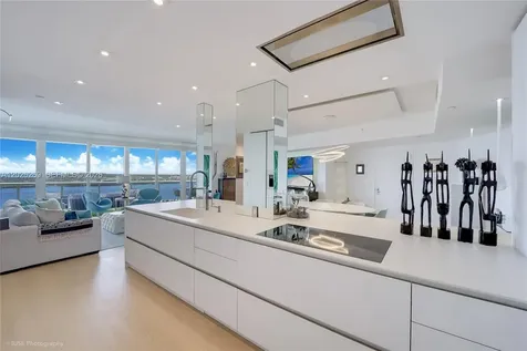 400 Alton Road Miami Beach FL 33139