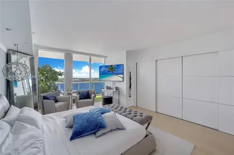 400 Alton Road Miami Beach FL 33139