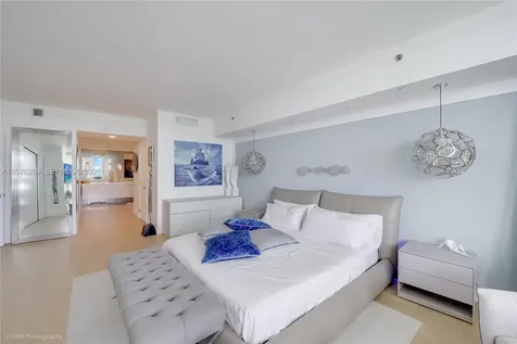 400 Alton Road Miami Beach FL 33139