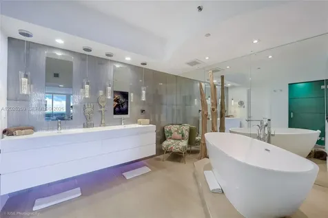 400 Alton Road Miami Beach FL 33139