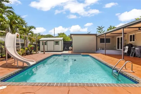 6250 SW 20 Terrace Miami FL 33155