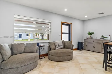 6250 SW 20 Terrace Miami FL 33155