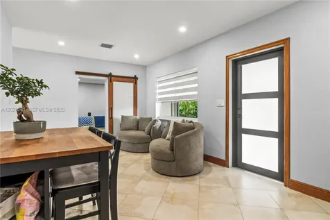 6250 SW 20 Terrace Miami FL 33155