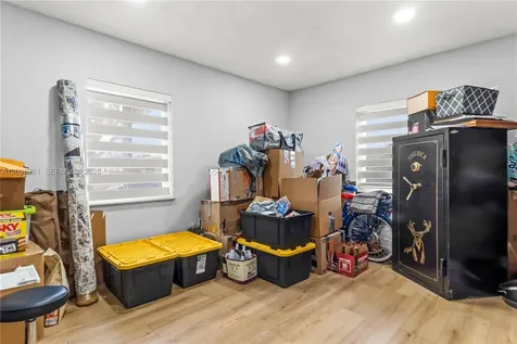 6250 SW 20 Terrace Miami FL 33155