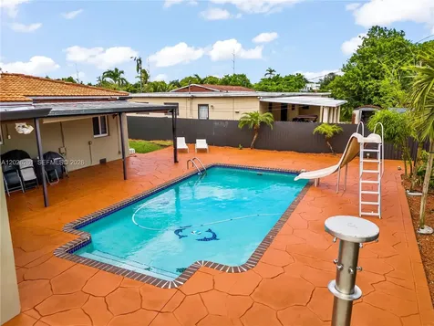 6250 SW 20 Terrace Miami FL 33155
