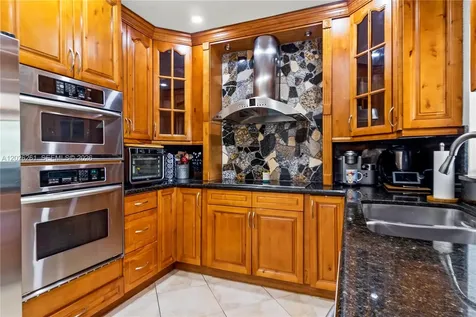 6250 SW 20 Terrace Miami FL 33155