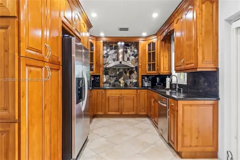 6250 SW 20 Terrace Miami FL 33155