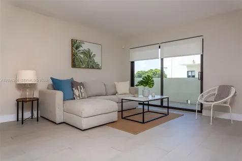 800 S Dixie Hwy 305 Highway Coral Gables FL 33146