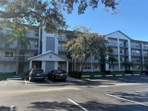 1300 SW 125th Avenue Pembroke Pines FL 33027