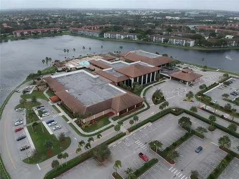 1300 SW 125th Avenue Pembroke Pines FL 33027
