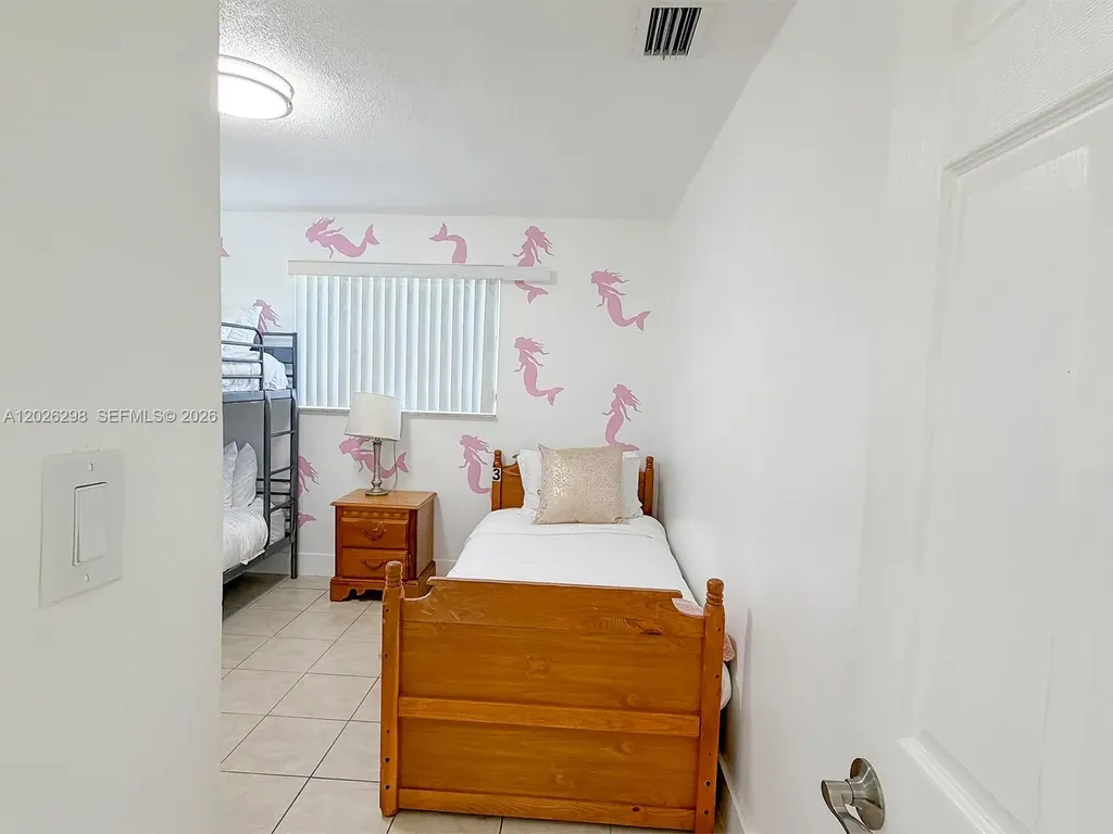1827 SW 21st Street Fort Lauderdale FL 33315