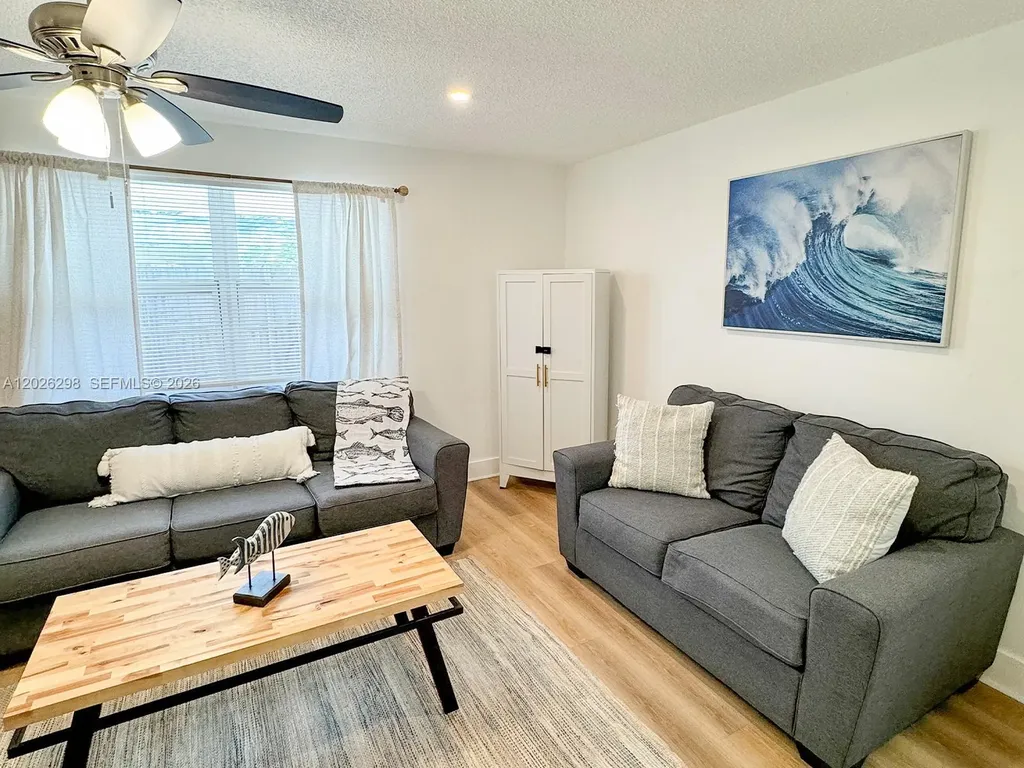 1827 SW 21st Street Fort Lauderdale FL 33315