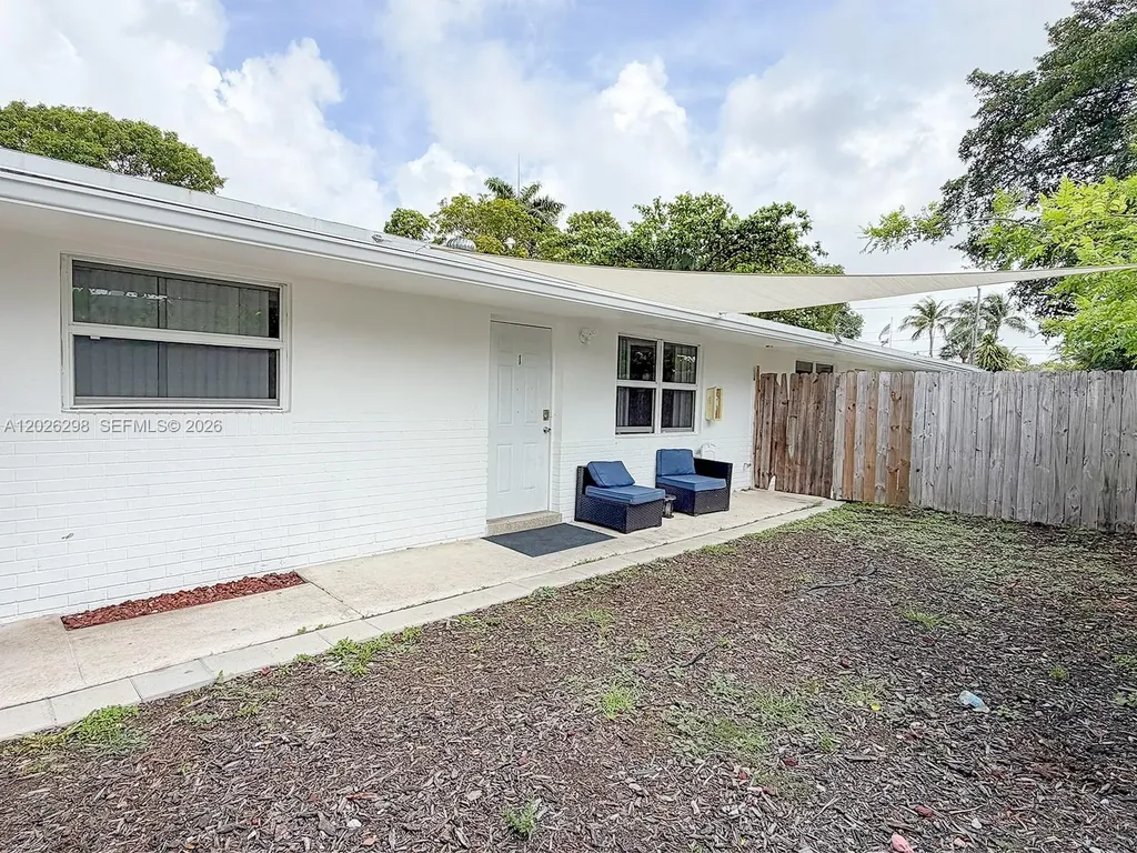 1827 SW 21st Street Fort Lauderdale FL 33315
