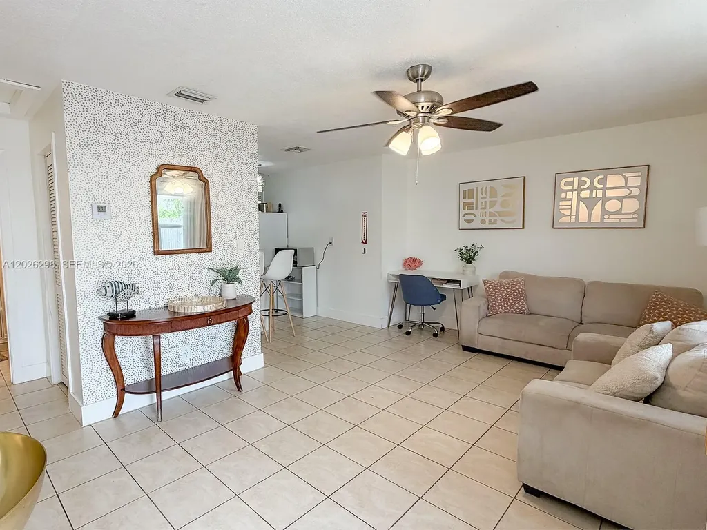 1827 SW 21st Street Fort Lauderdale FL 33315