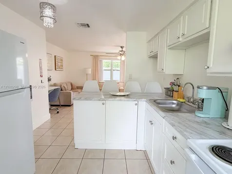 1827 SW 21st Street Fort Lauderdale FL 33315