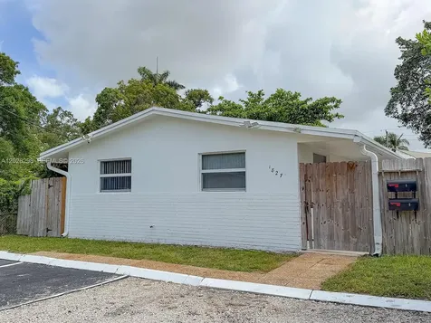 1827 SW 21st Street Fort Lauderdale FL 33315