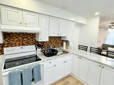 1827 SW 21st Street Fort Lauderdale FL 33315