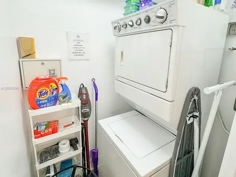 1827 SW 21st Street Fort Lauderdale FL 33315