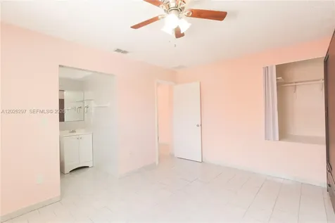 601 SW 116th Court Sweetwater FL 33174