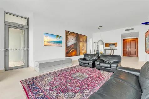 1425 Brickell Avenue Miami FL 33131