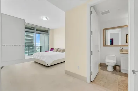 1425 Brickell Avenue Miami FL 33131