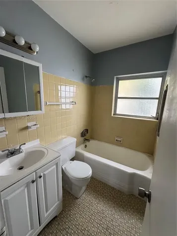 10281 E Bay Harbor Drive Bay Harbor Islands FL 33154